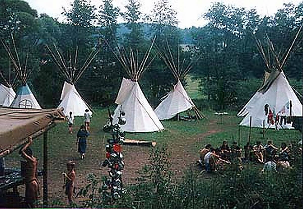 Tipi village summer camp FamWest natural tents