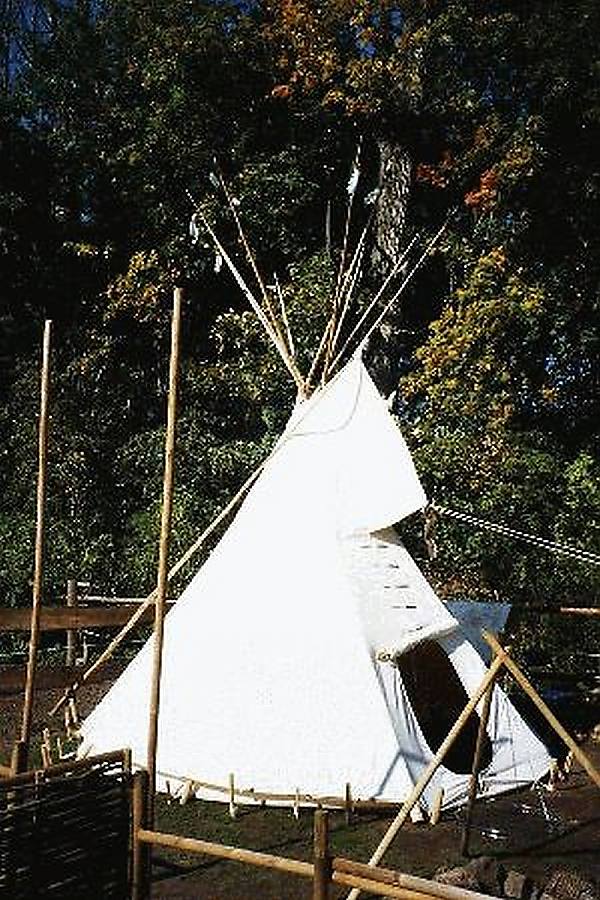 Native American Tipis FamWest natural tents