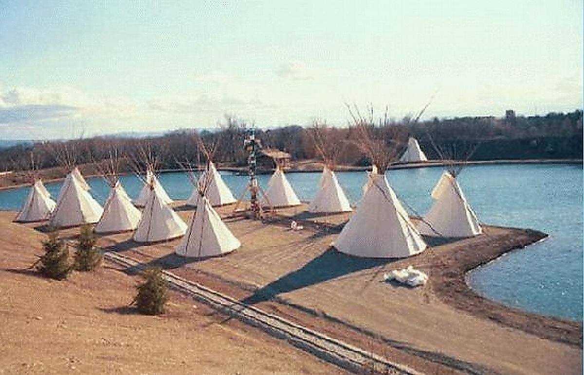 Tipi village summer camp FamWest natural tents